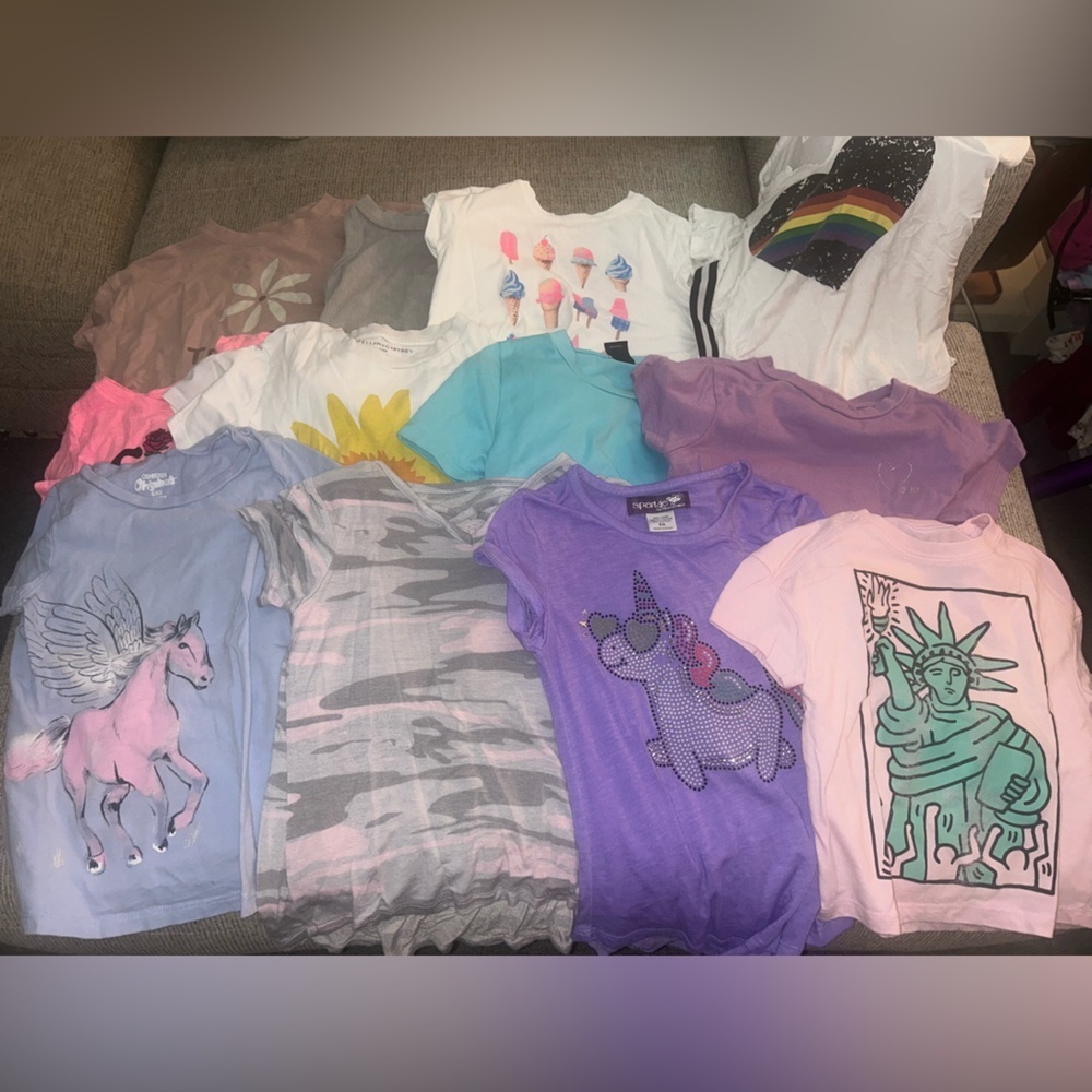 Lot of 12 long sleeved shorts for girls